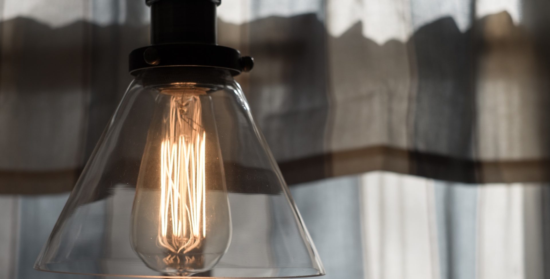 Filament lightbulb